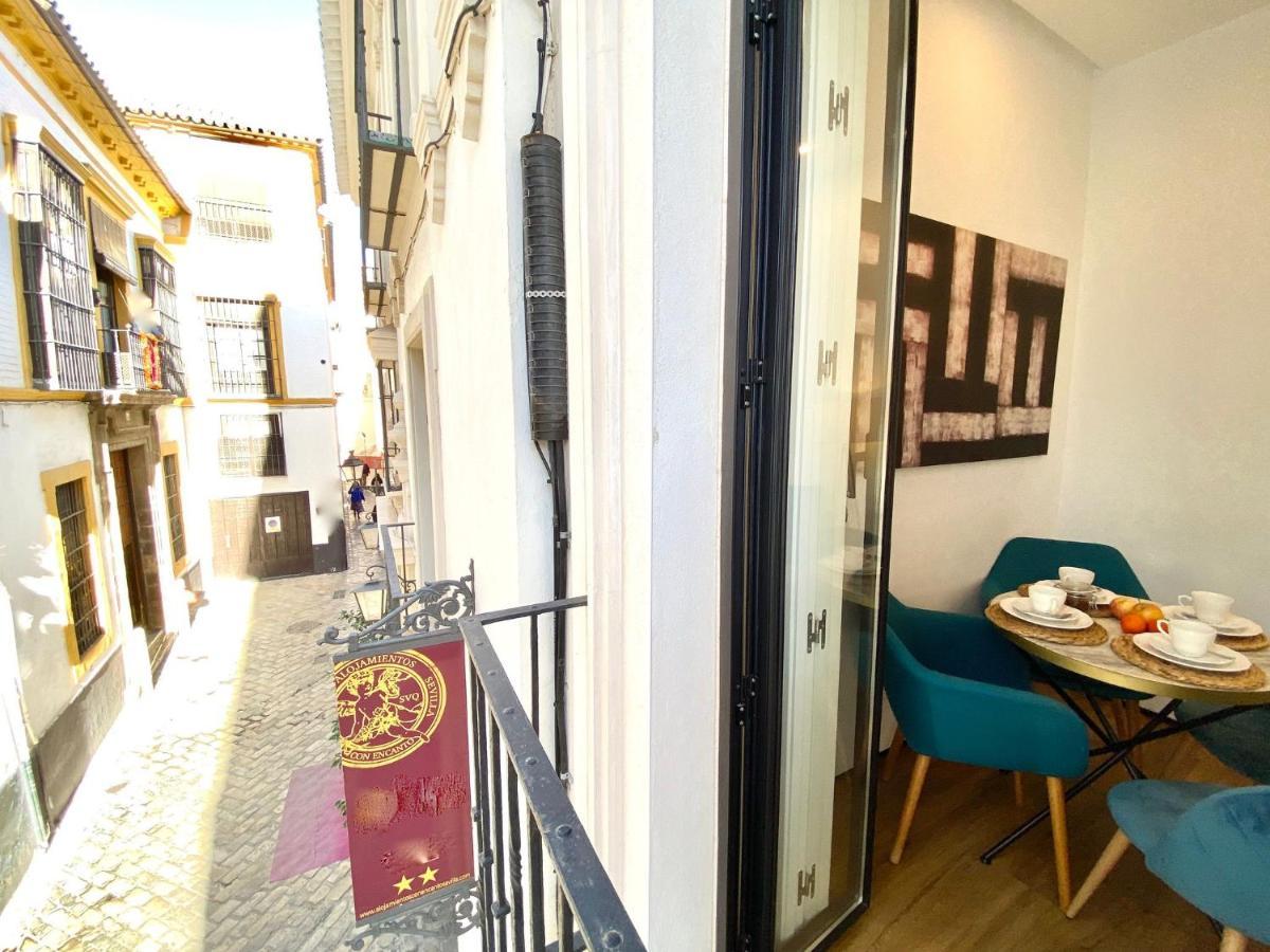 Magnificent Double Bedroom At Santa Cruz Sevilla